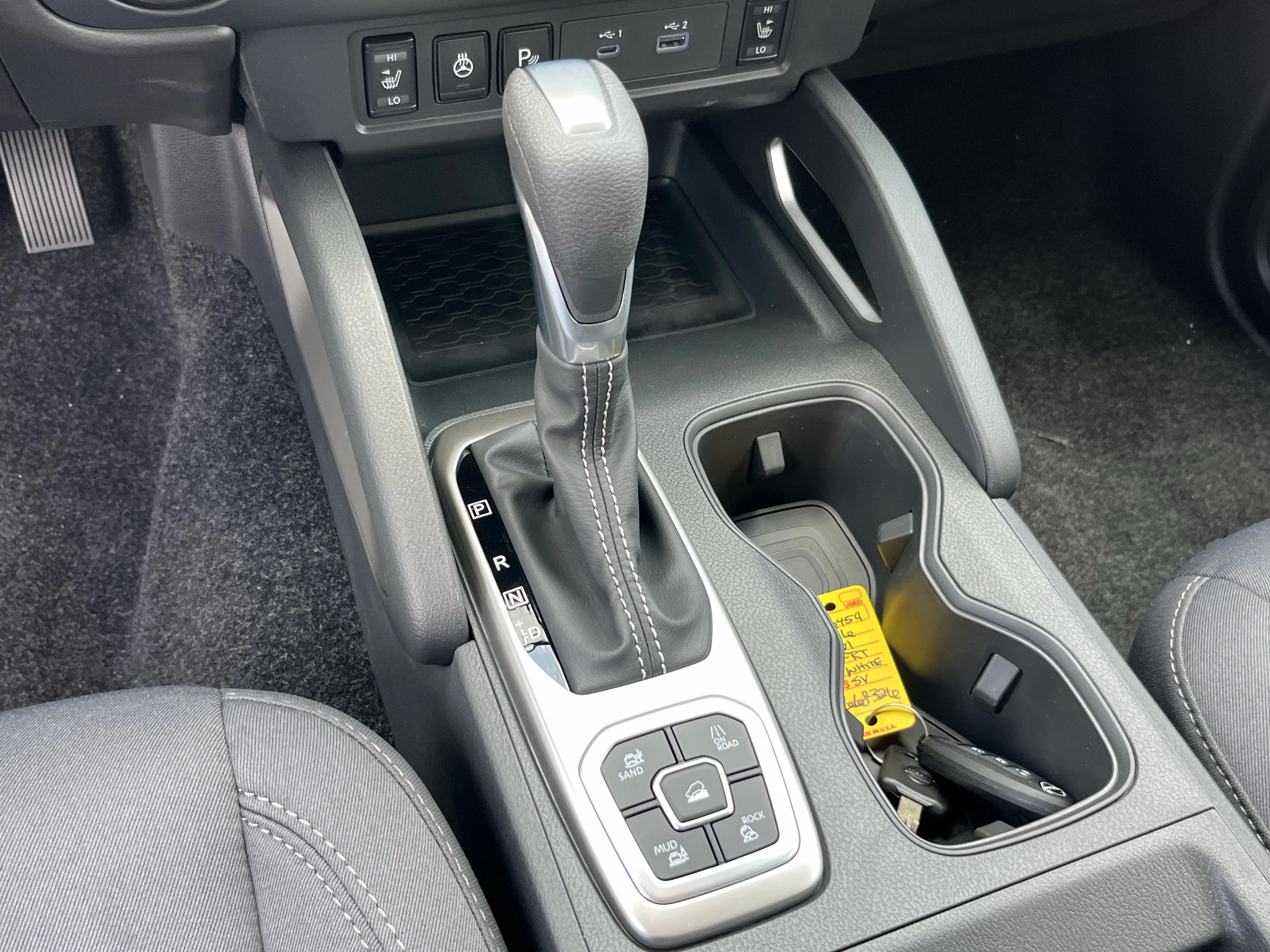 New 2026 Glacier White Nissan Crew Cab SV image 29