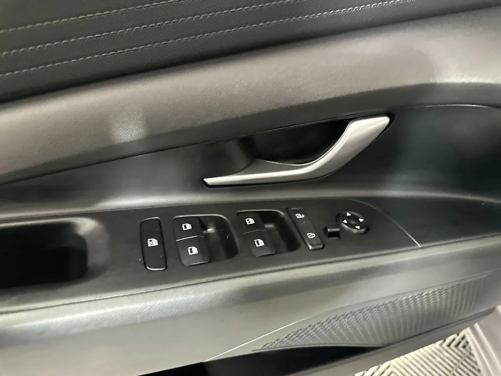 Used 2024 Fluid Metal Hyundai SEL image 9
