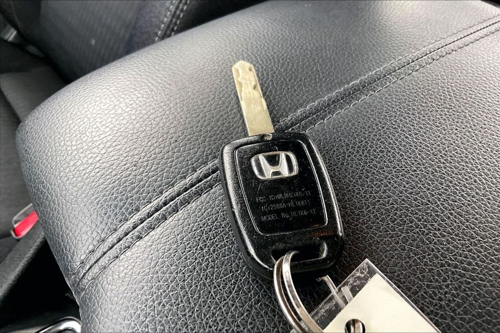 Used 2013 Beige Honda Sport image 10