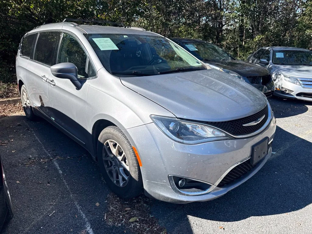 Used 2020 Silver Chrysler Touring L image 1
