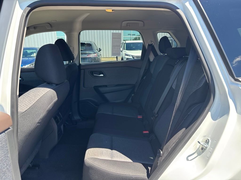 Used 2023 White Nissan SV image 13