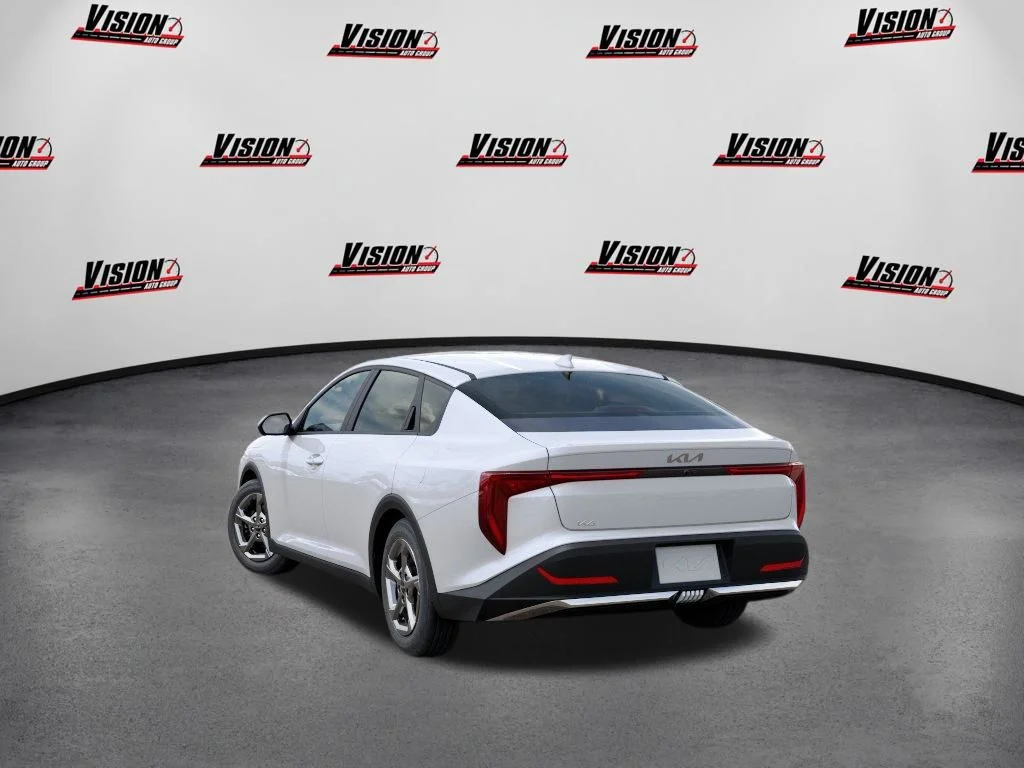 New 2026 White Kia LXS image 4