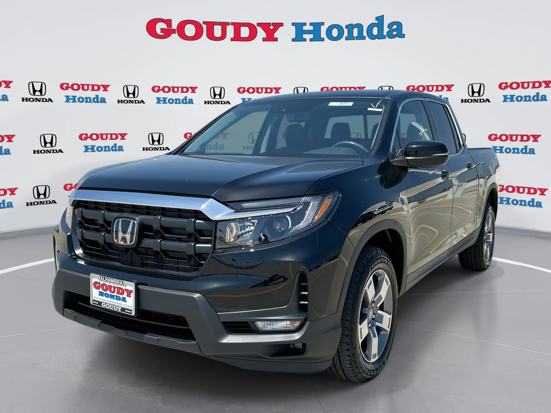 2026 Honda Ridgeline RTL AWD's photo