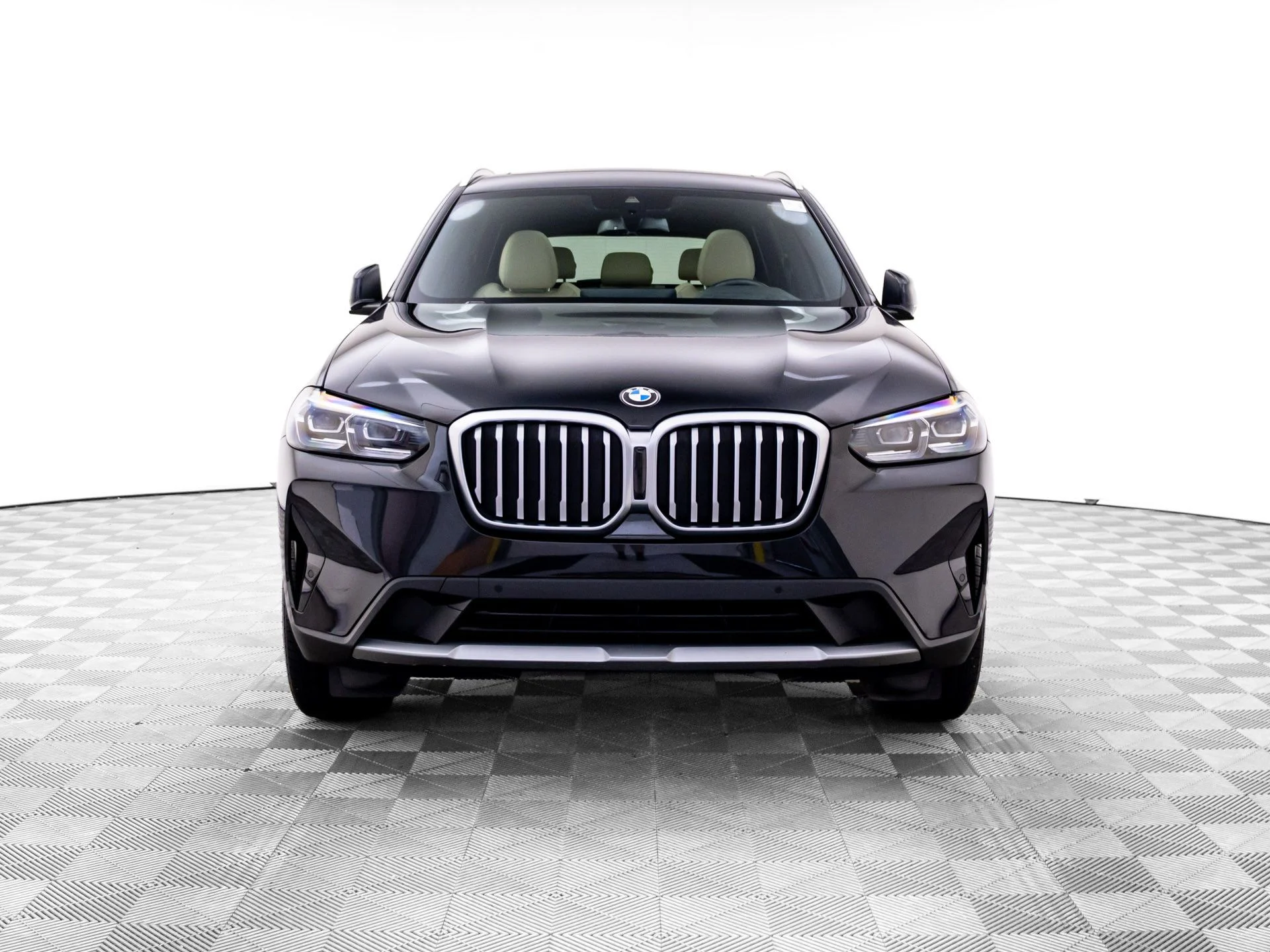 Used 2023 Black BMW xDrive30i image 8
