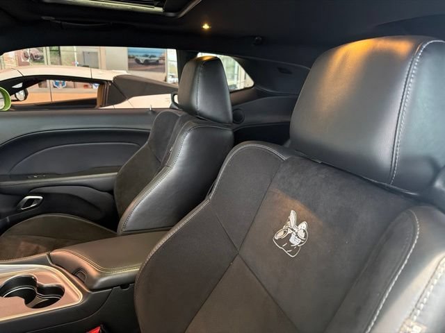 Used 2019 Sublime Pearlcoat Dodge R/T Scat Pack Widebody image 9
