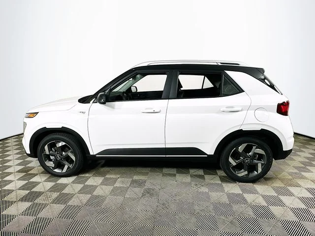 New 2026 Hyundai VENUE SEL