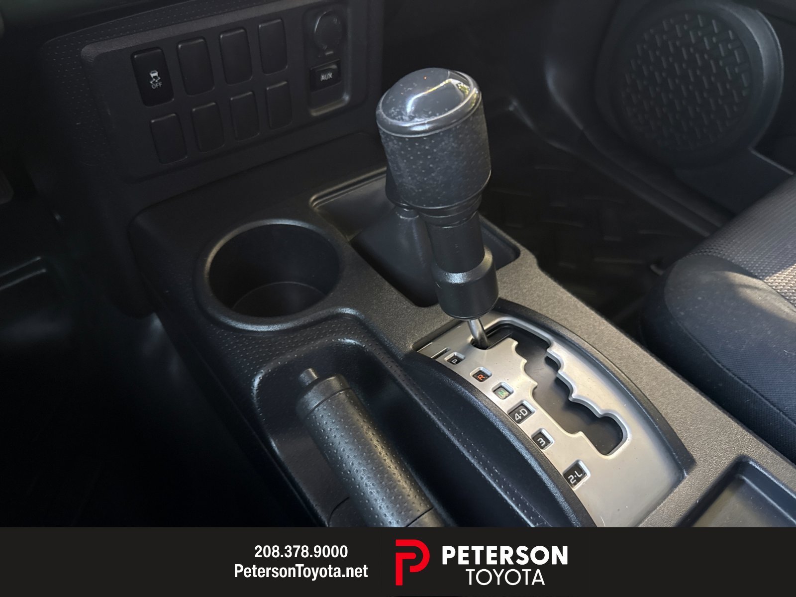 Used 2010  Toyota Base image 20