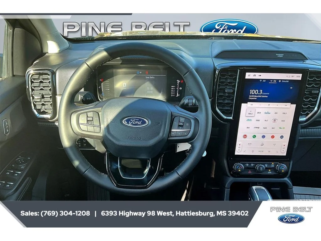 New 2025 Shadow Black Ford XLT image 5