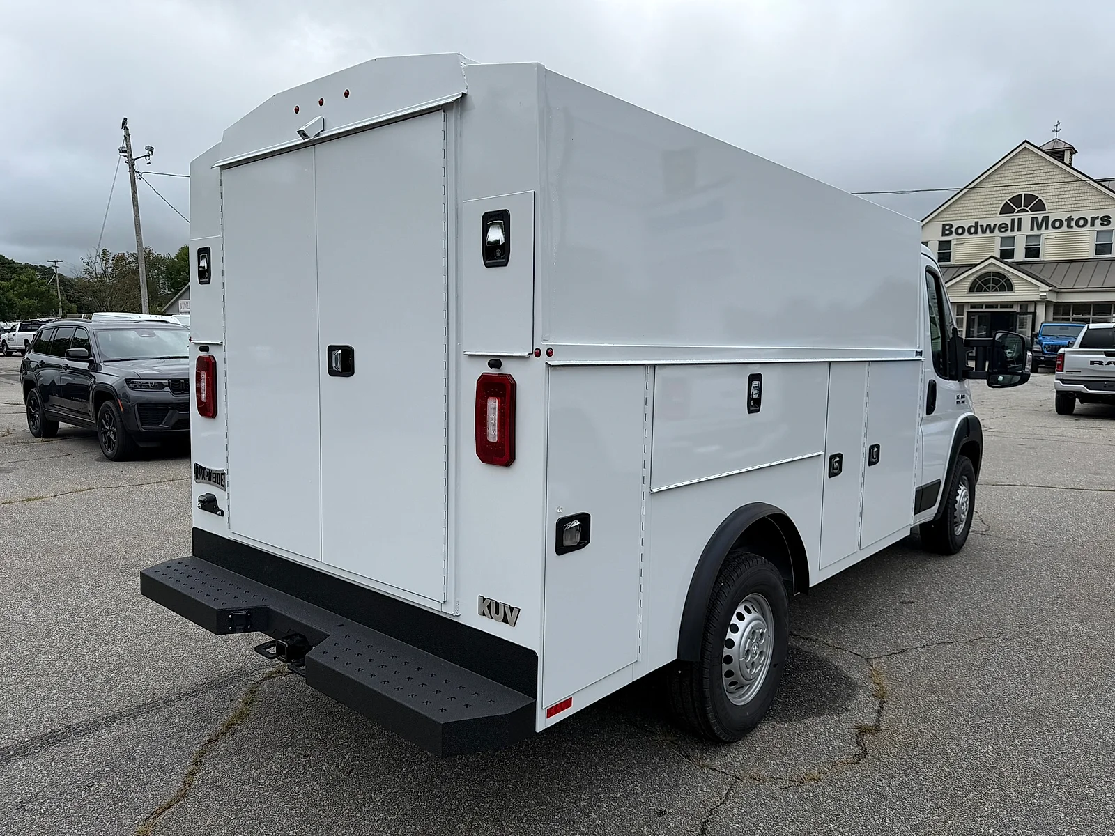 New 2026 Bright White Clearcoat RAM KUV 3500 136" WB image 7
