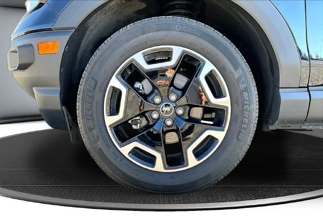 Certified Used 2023 Blue Metallic Ford Outer Banks image 33