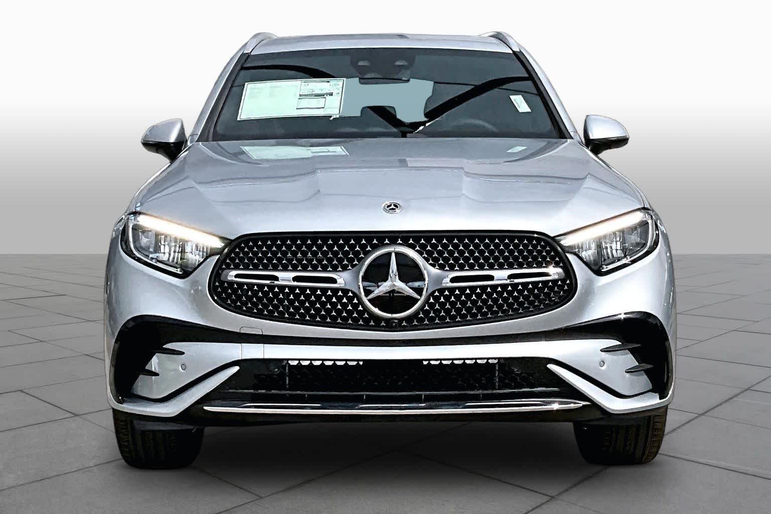 New 2026 Cirrus Silver Metallic Mercedes-Benz GLC 300 image 3