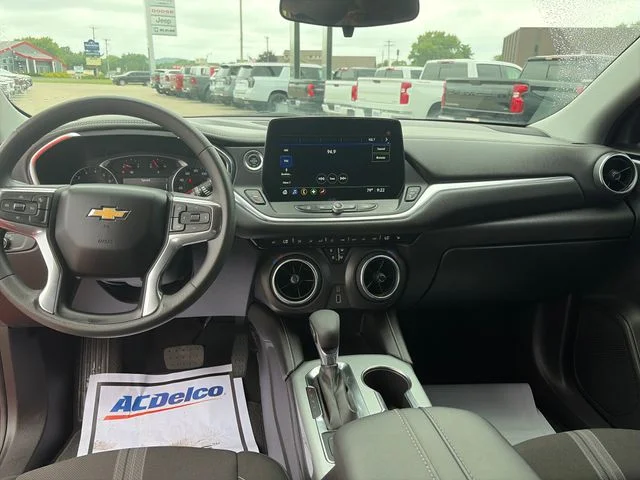Used 2025 Habanero Chevrolet LT image 15