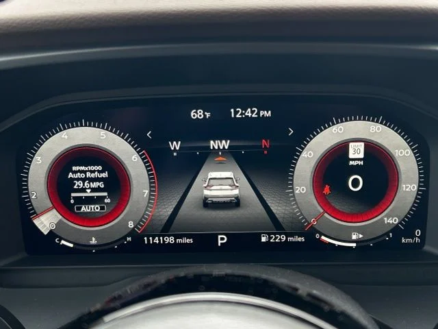 Used 2021 Gray Nissan Platinum image 38