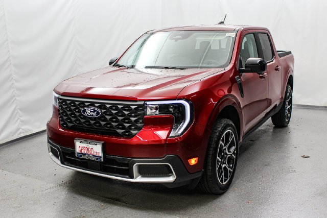 New 2026 Ruby Red Metallic Tinted Clearcoat Ford Lariat® image 4