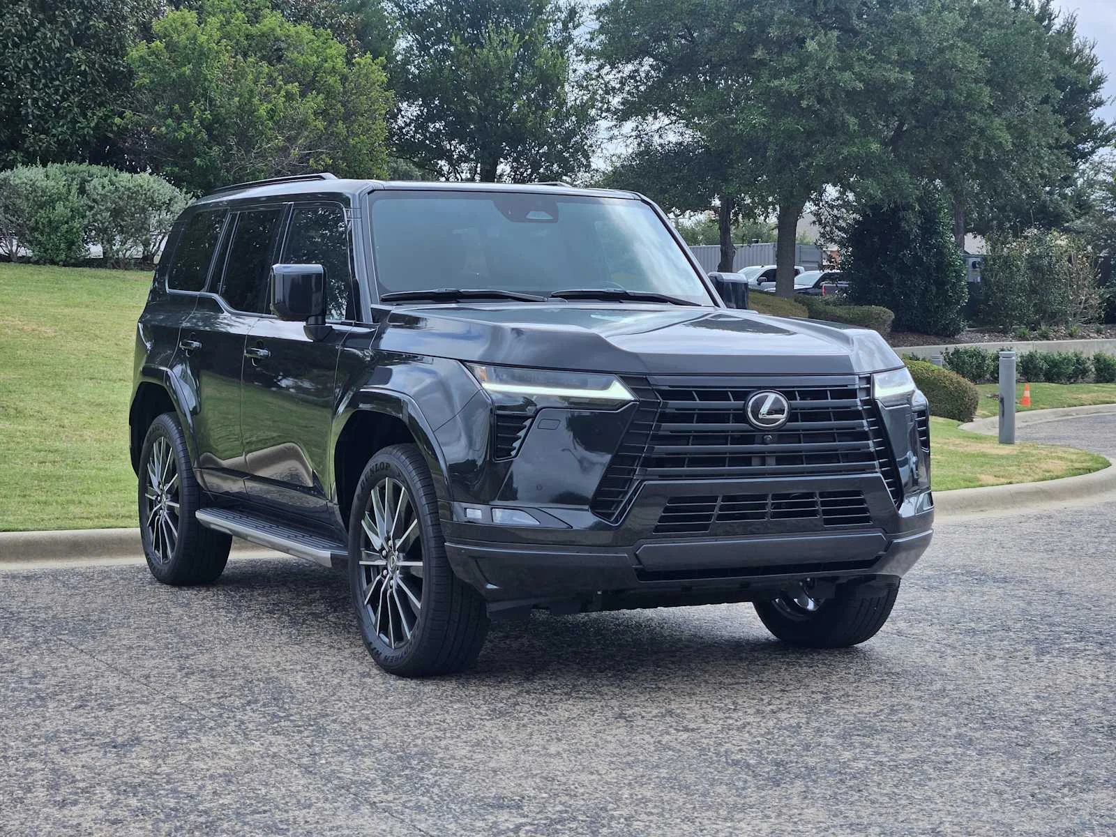 Certified Used 2026 CAVIAR Lexus Luxury image 2