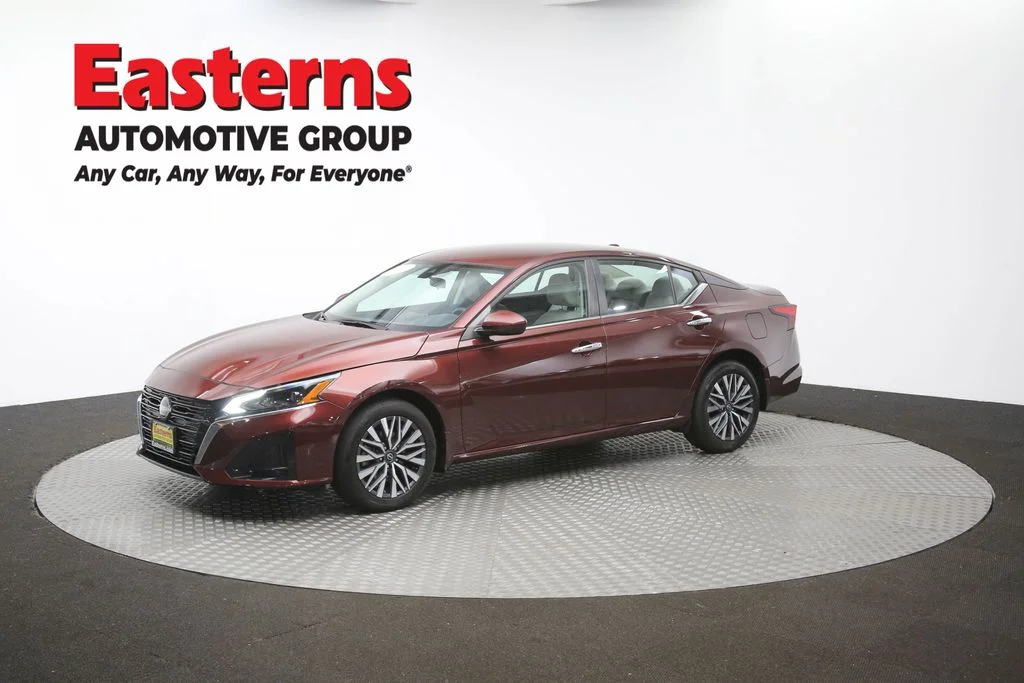 Used 2023 Red Nissan 2.5 SV image 56