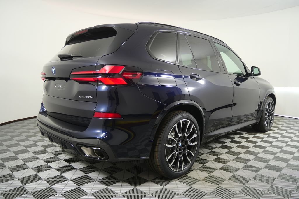 New 2026 Carbon Black Metallic BMW xDrive50e image 3