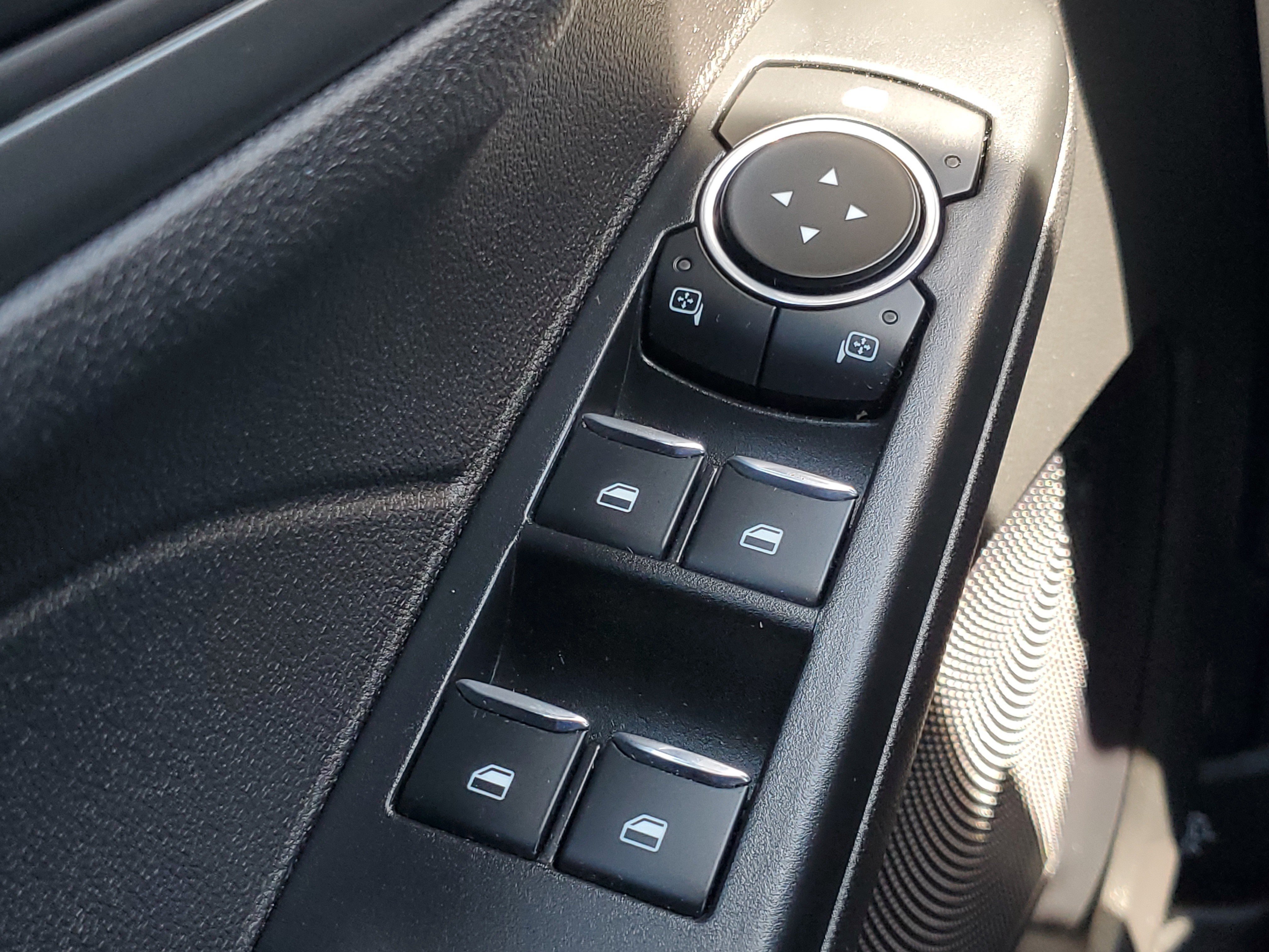 Used 2023 Blue Ford Active image 19