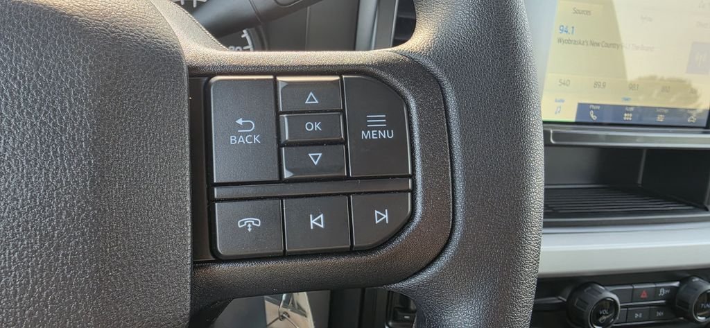New 2026 Avalanche Ford F-350® XLT image 17