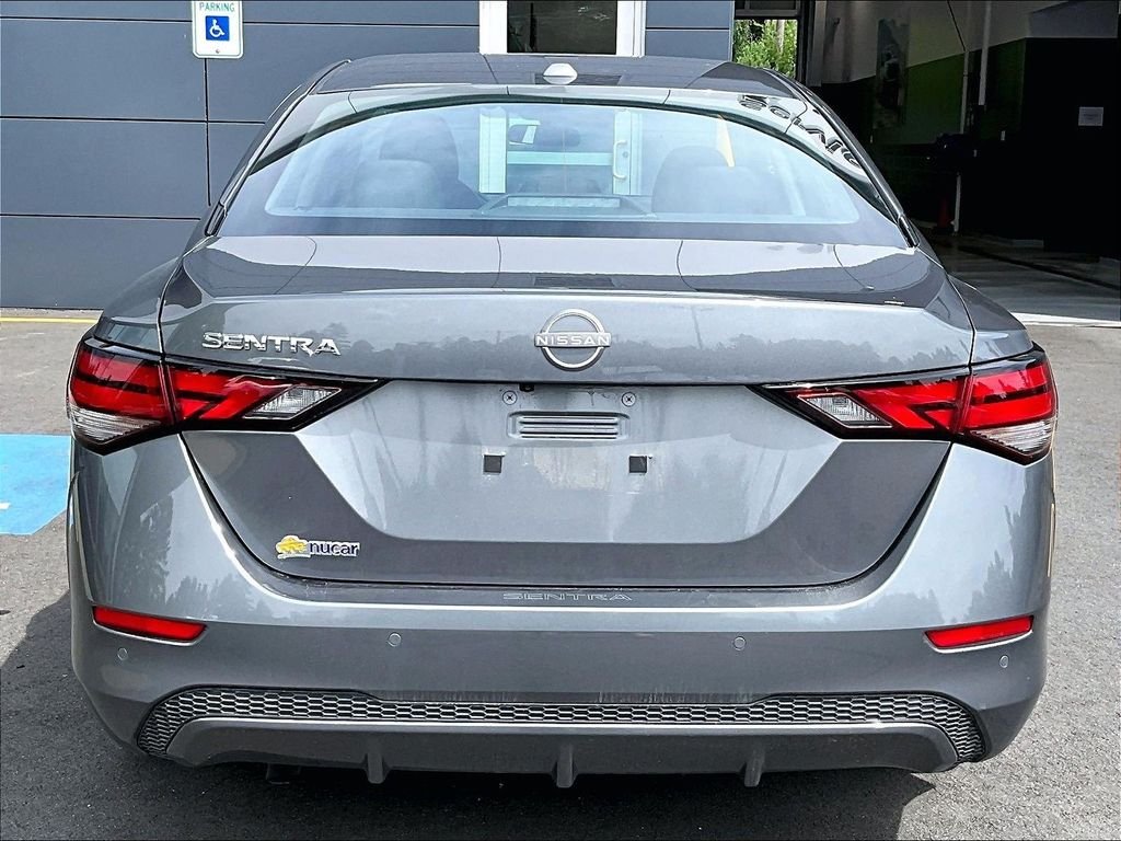 Used 2025 Gray Nissan SV image 5