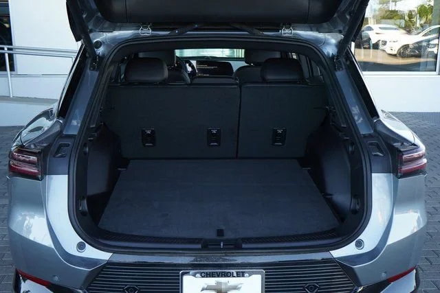 2025 Chevrolet Equinox EV LT - Photo 19