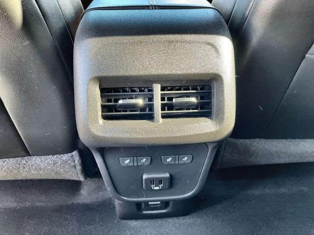 Used 2020 Blue Chevrolet Premier image 25