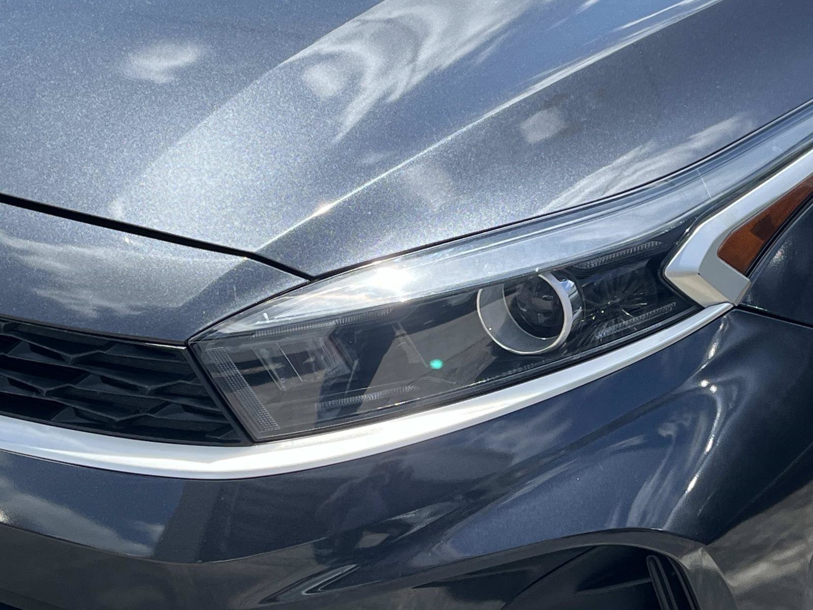 Used 2023 Gravity Gray Kia LXS image 4