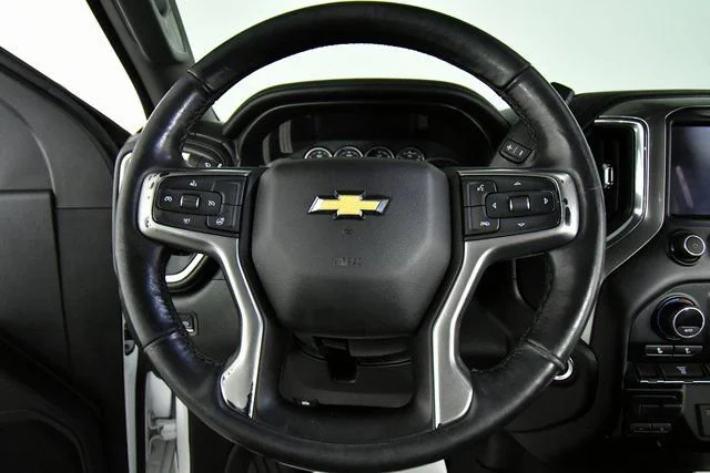 2021 Chevrolet Silverado 3500HD LTZ - Photo 2