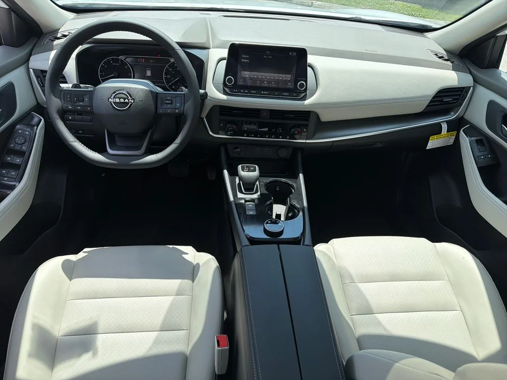 New 2026 Everest White Pearl TriCoat Nissan Dark Armor™ image 15