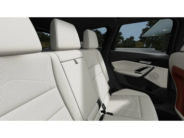 New 2026 Cape York Green Metallic BMW  image 12