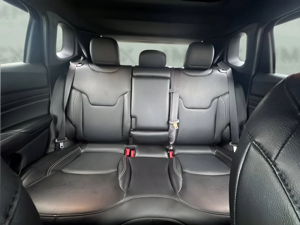 Used 2022 Black Jeep High Altitude image 11