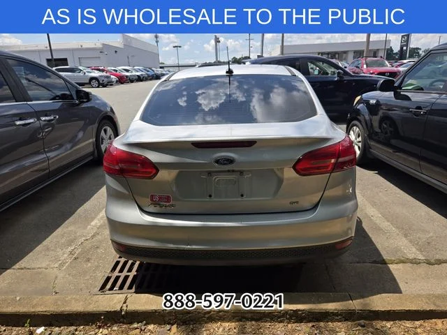 Used 2018 Ingot Silver FORD SE image 6