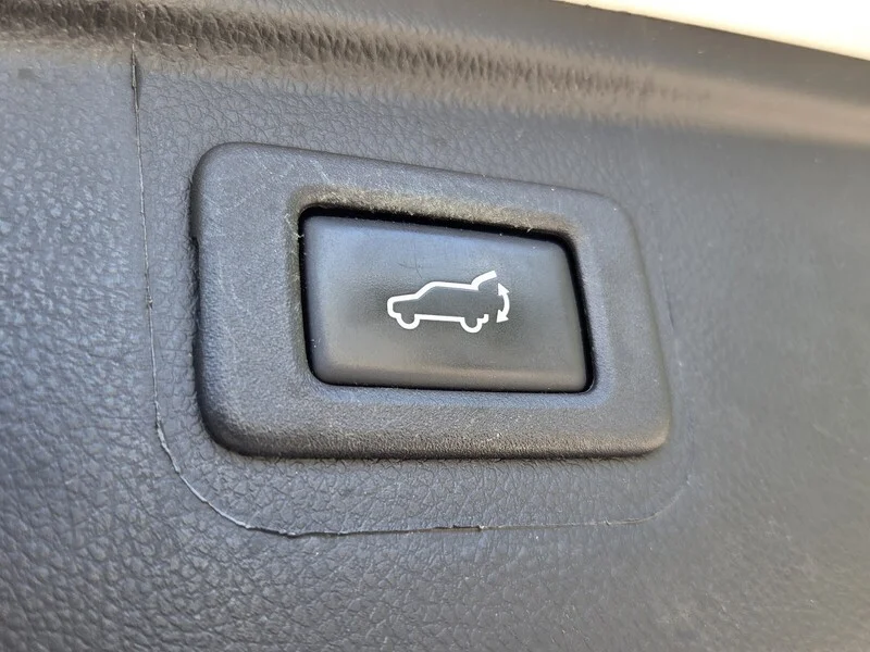 Used 2018 Tungsten Metallic SUBARU 2.5I PREMIUM image 15