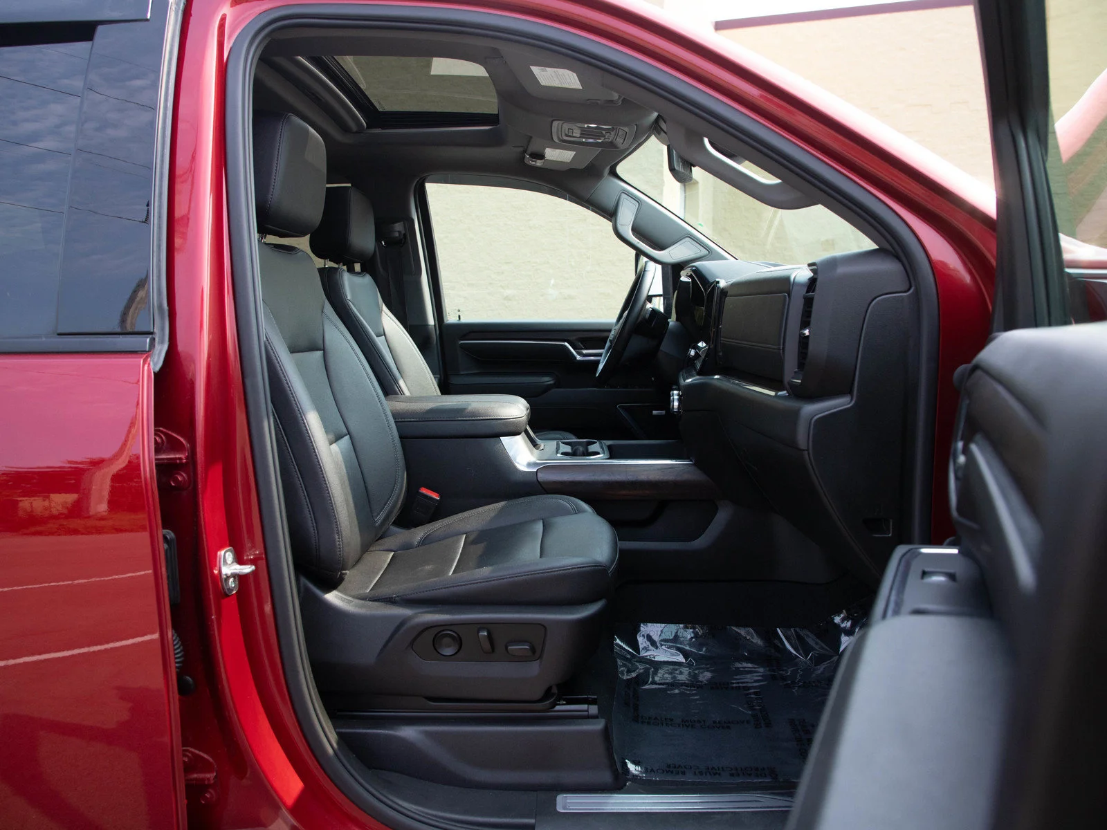Used 2024 Volcanic Red Tintcoat GMC SLT image 11