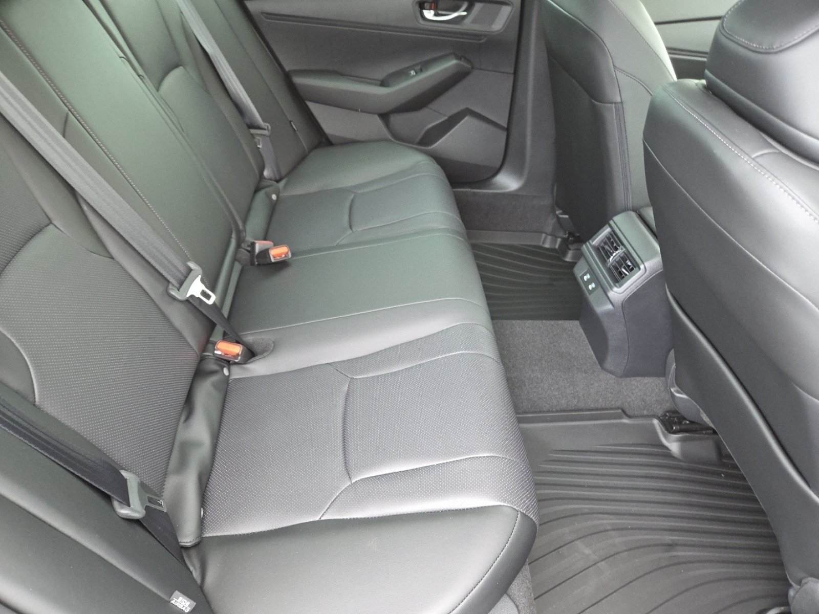 New 2026 Urban Gray Pearl Honda Sport-L image 21