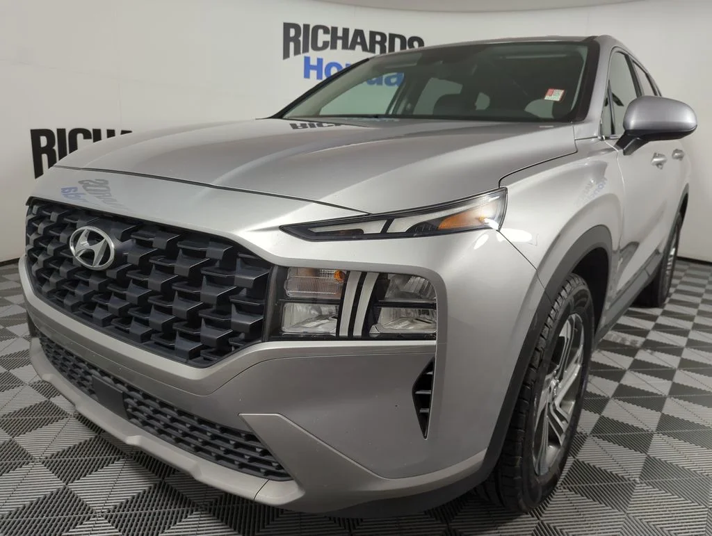 2021 Hyundai Santa Fe SE 2.5's photo