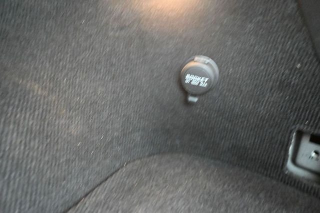 Used 2016 Black INFINITI Base image 10