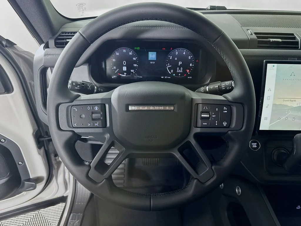 New 2026 Borasco Gray Metallic Land Rover S image 12