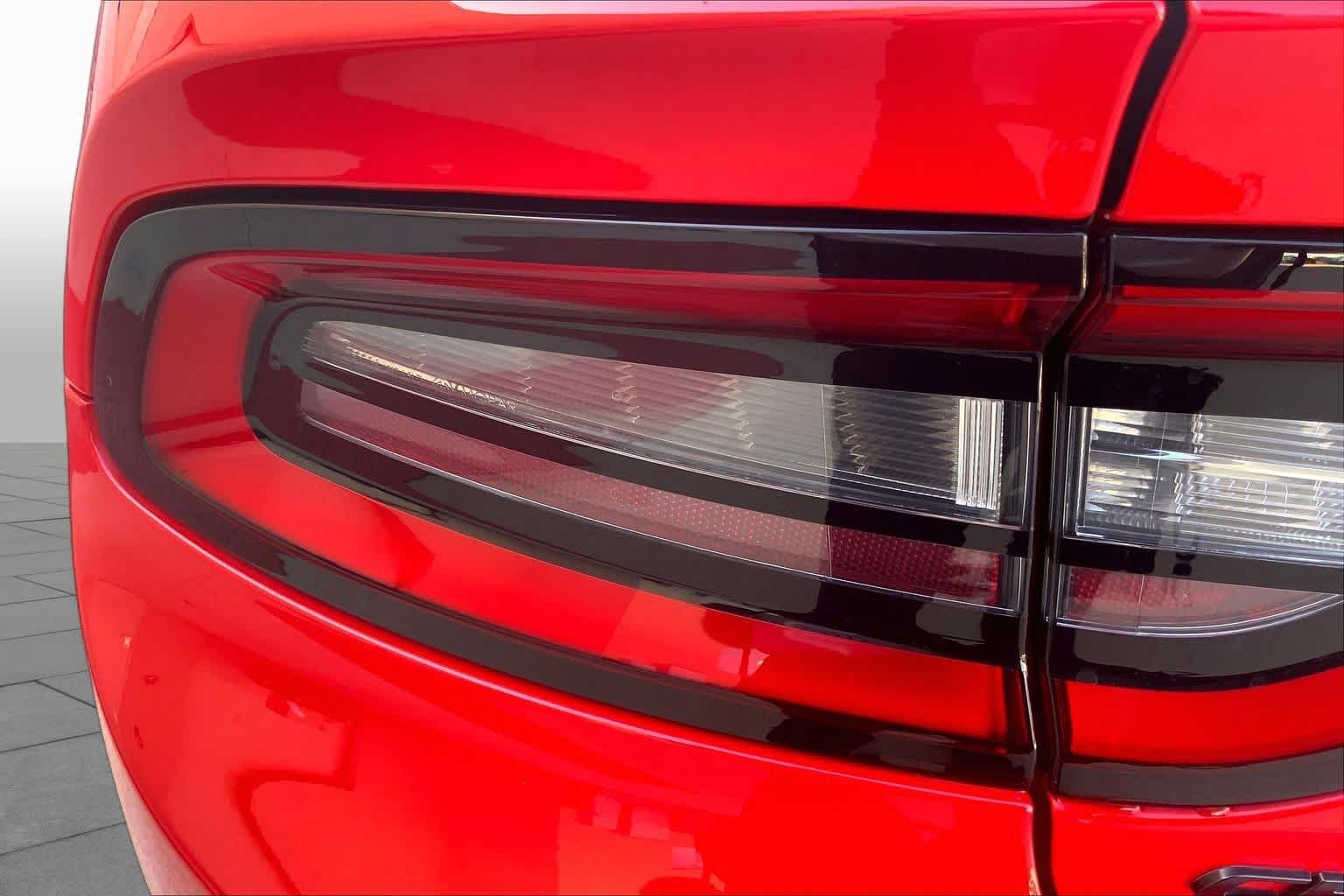 Used 2021 Torred Clearcoat Dodge SXT image 27
