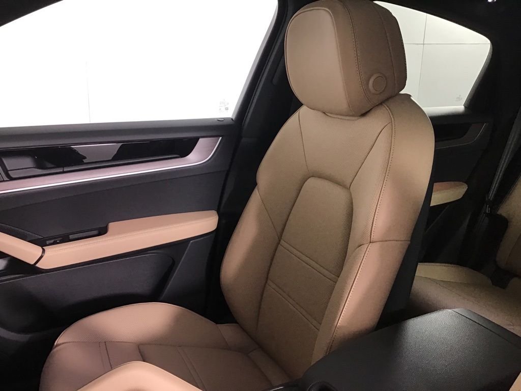 New 2026 Vanadium Grey Metallic Porsche  image 22
