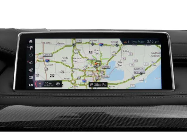 Used 2019 Black Sapphire Metallic BMW  image 20