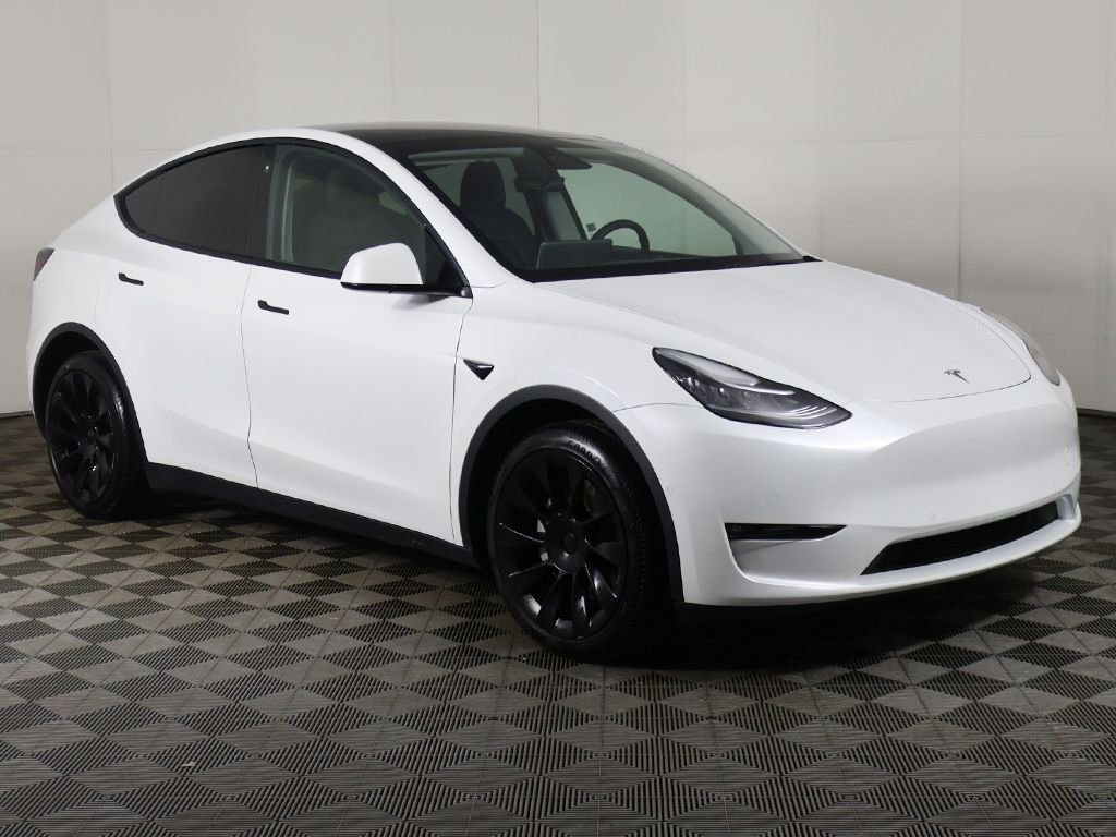 Used 2021 Tesla Model Y Long Range with VIN 5YJYGDEE7MF304153 for sale in Akron, OH
