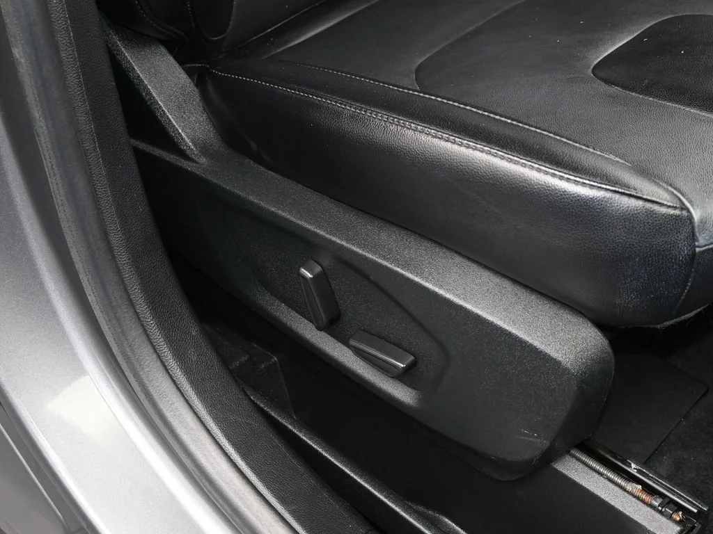 Used 2022 Gray Metallic Ford Titanium image 48