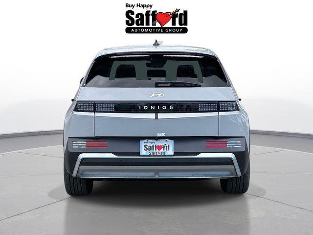 New 2026 Gray Hyundai SE image 7