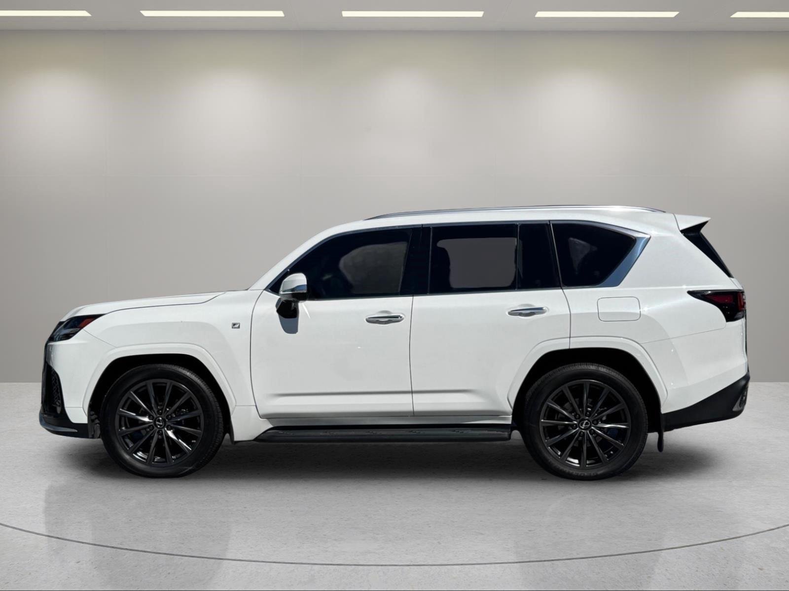 Used 2023 Ultra White Lexus LX 600 F SPORT image 2