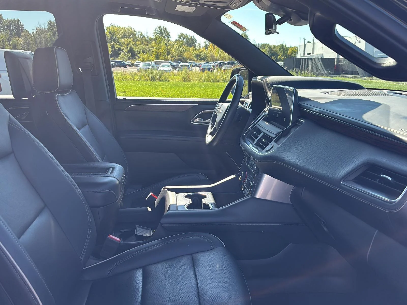 Used 2023 BLACK Chevrolet Premier image 28