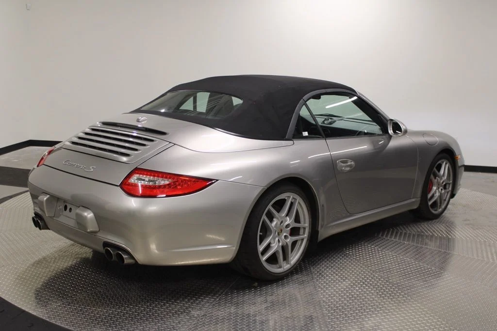 Used 2012 Platinum Silver Metallic Porsche Carrera S image 7