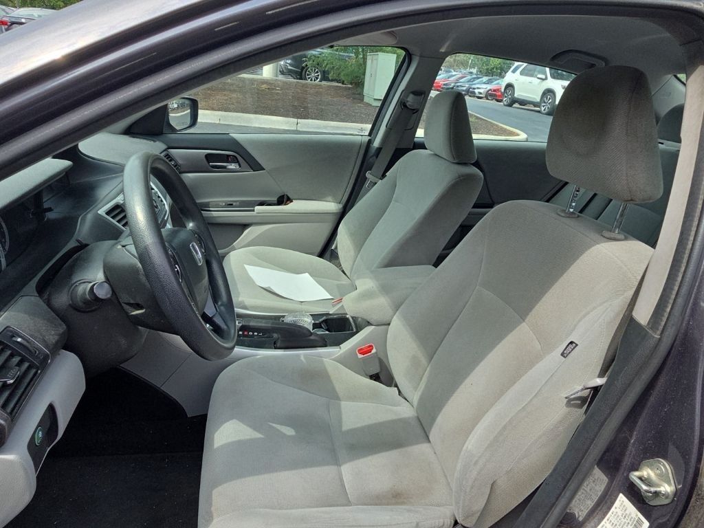 Used 2013 Modern Steel Metallic Honda LX image 11