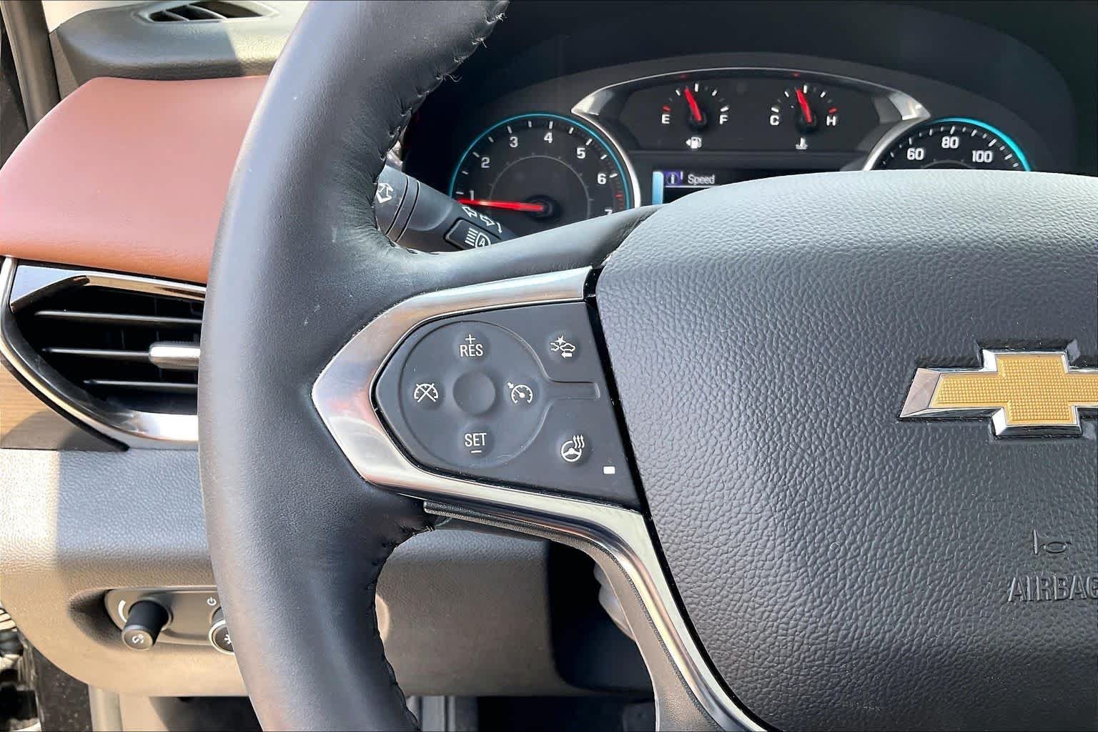 Used 2018 Mosaic Black Metallic Chevrolet High Country image 22