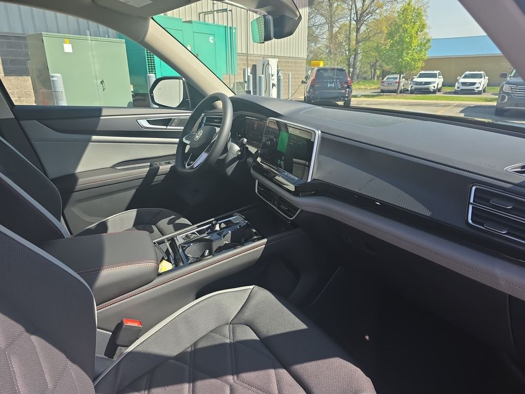 New 2026 Green Volkswagen 2.0T Peak Edition image 21